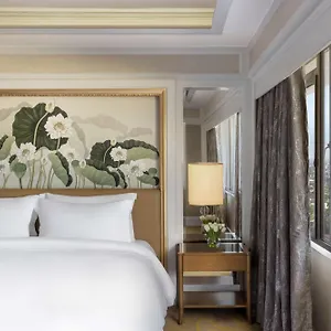 Dusit Thani Manila Hotel Makati City